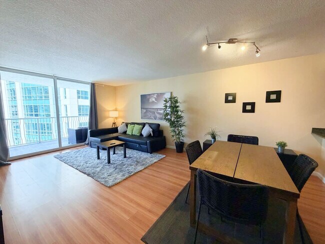 1 SE 12th St Unit SI FL21-ID1022204P