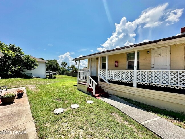 Photo - 3226 S Atlantic Ave Unidad 5