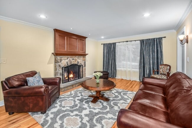 Photo - 116 Wildwood Rd