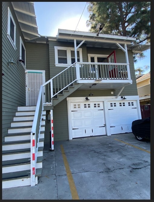 Building Photo - 311 W Wilshire Ave