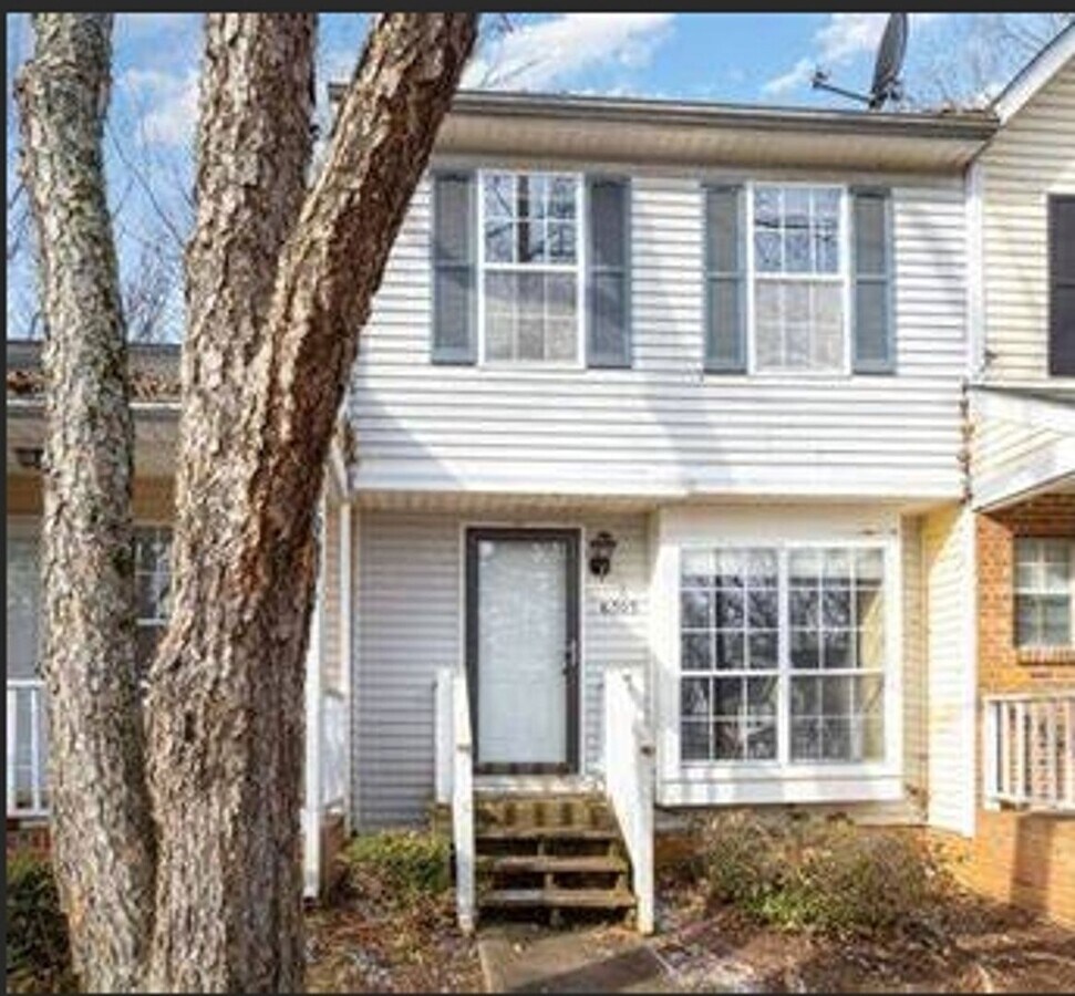 Coming Soon! 2 Bedroom Townhouse - Coming Soon! 2 Bedroom Townhouse