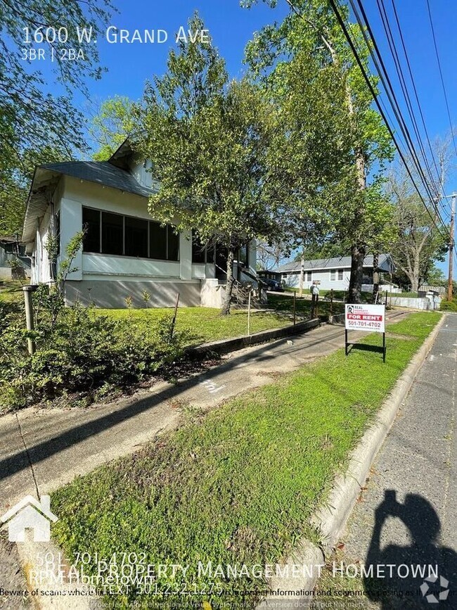 Building Photo - 3 Bed/2 Bath Home Available in Hot Springs...