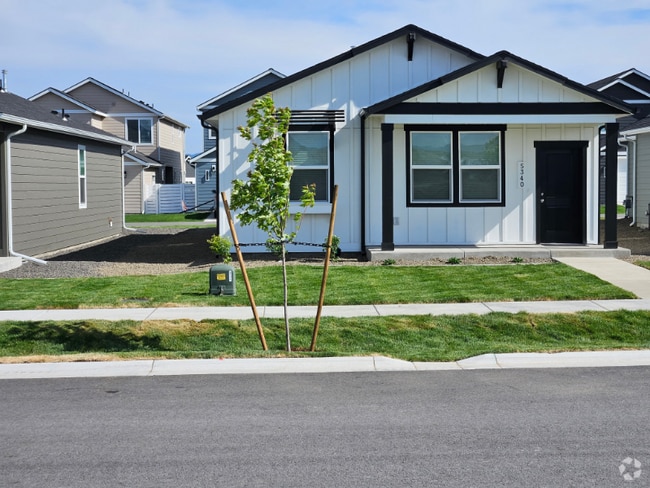 Building Photo - 5340 E Norma Ave Rental