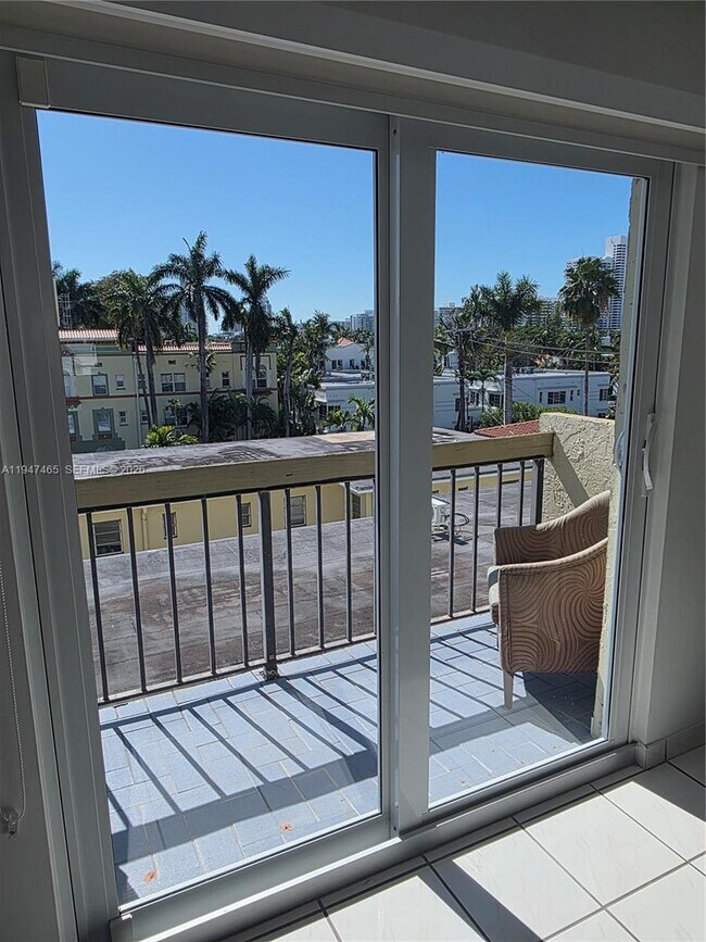 Photo - 1612 Jefferson Ave Unit PH02