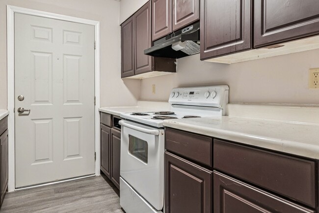 Hilldale Apartments