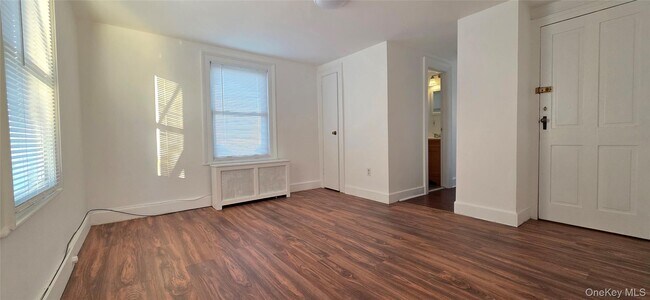 Photo - 20 Hamilton Ave Unit 2FL