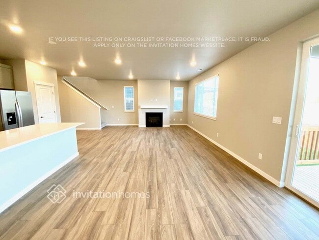 Photo - 934 Burwood St SE