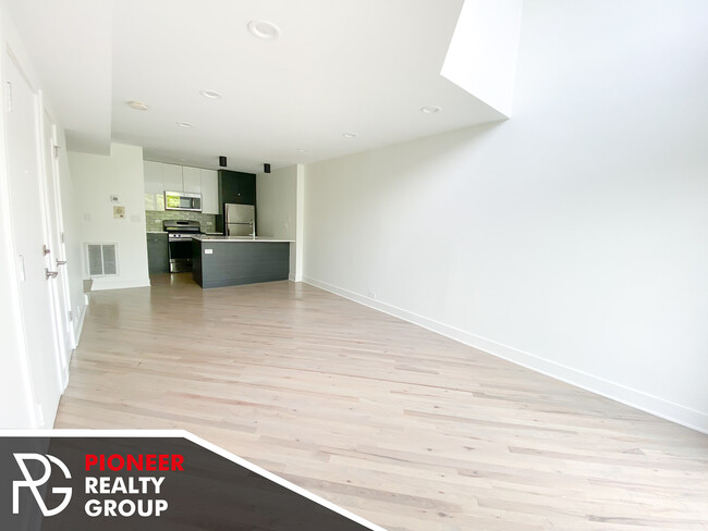 Photo - 1014 W Grace St