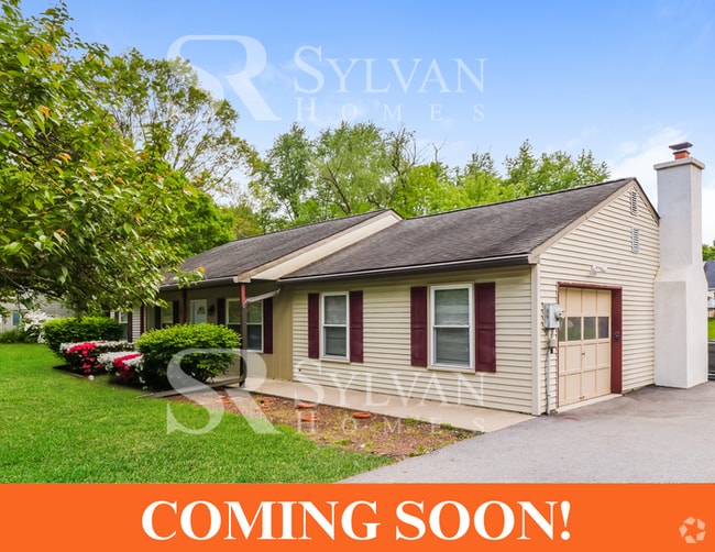 Building Photo - Beautifully updated 3 bedroom rancher! Rental