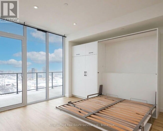 Photo - 741 King St W Unit 1610