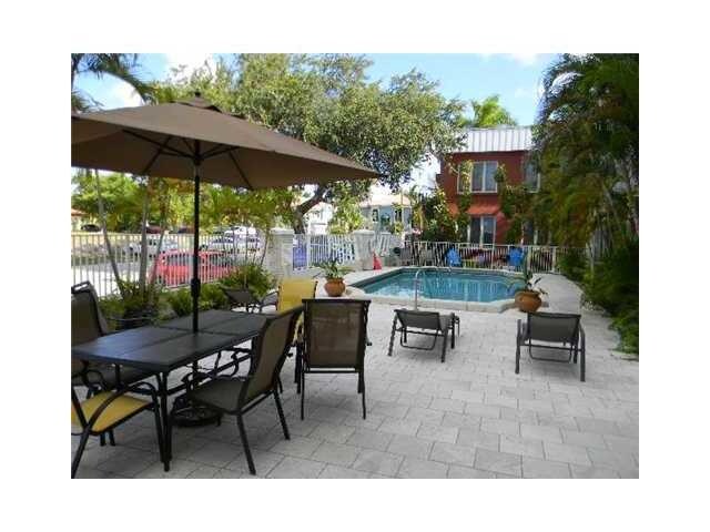 Eastover Apartments - Eastover Apartments