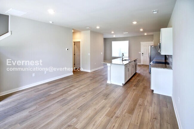 Photo - 1731 Frodo Wy