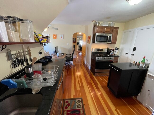 Building Photo - 21 Chandler St Unit 3