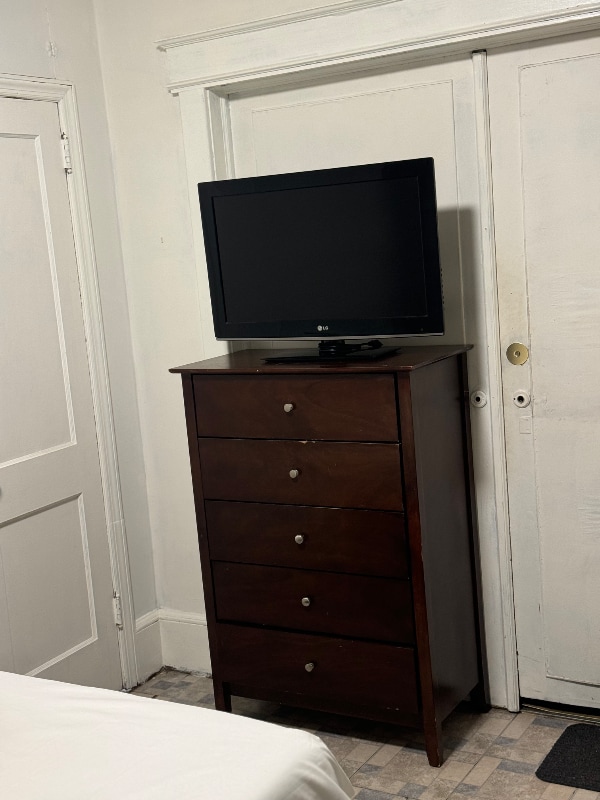 Photo - 27 Osgood Ave