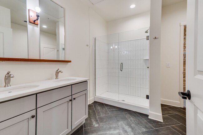 Photo - Smyth Lofts | Luxury Lofts in the North Loop