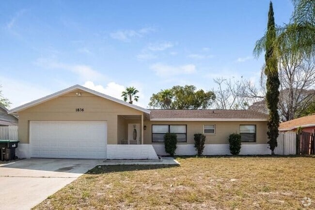 Building Photo - 1836 Columbine Dr Rental