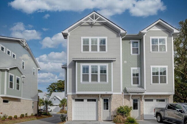 Photo - 1817 Bungalow Row