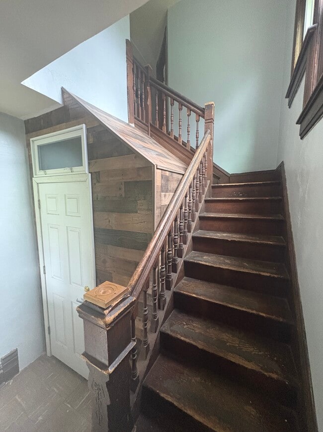 Photo - 710 Kirkwood Ave Unit 710