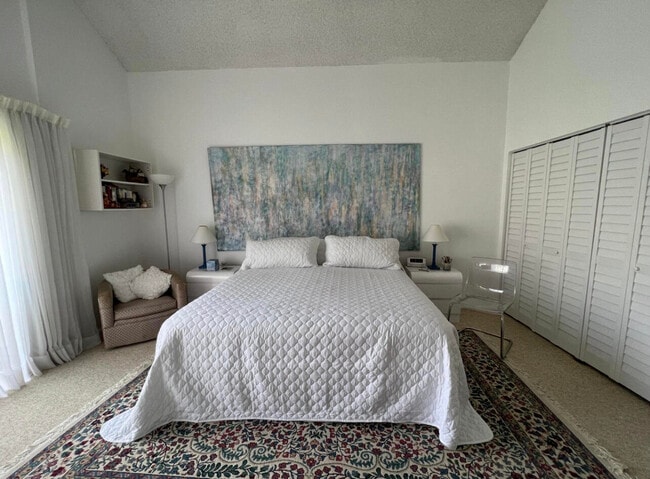 Photo - 1002 Bridgewood Pl
