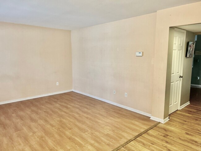 Photo - 21509 Georgetown Dr