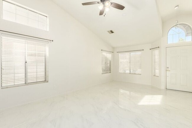 Photo - Welcome to this gorgeous neighborhood!