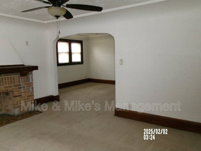 Photo - 4163A N 20th St