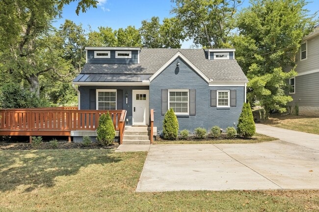 Building Photo - 1615 Cahal Ave