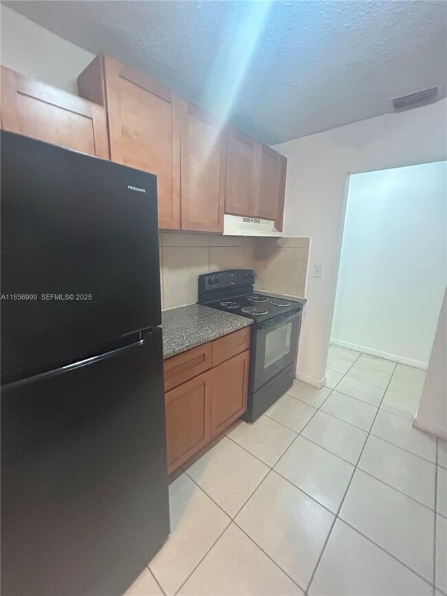 Photo - 3876 NW 207 St Rd