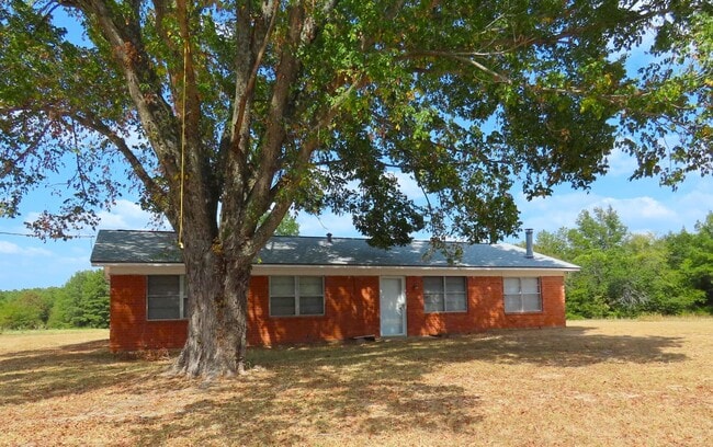 Photo - Country Living in Arp! 3 Bedroom, 1 Bath H...