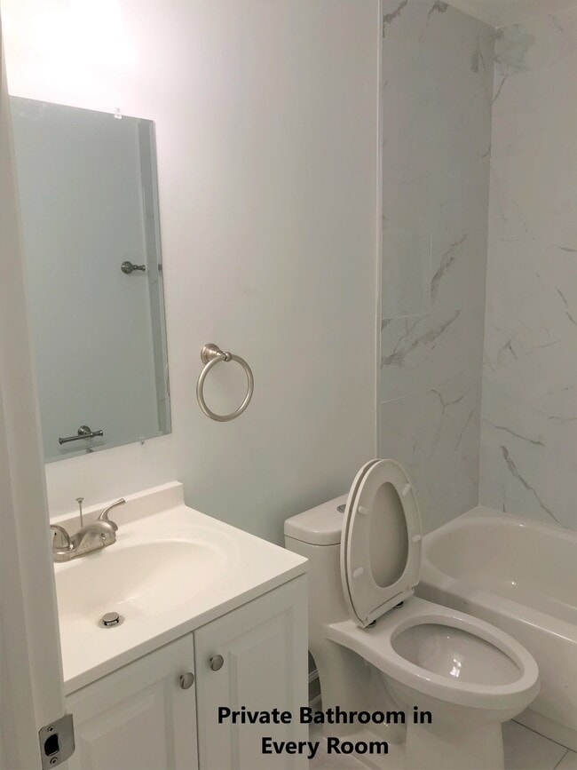 Photo - 3845 Fairmount Ave