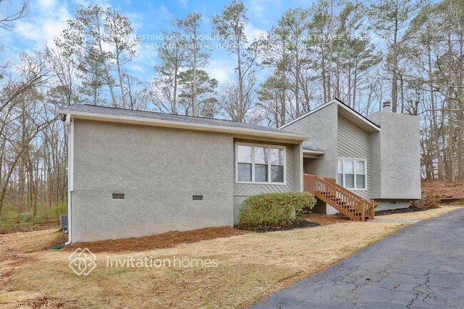 100 Lookout Way