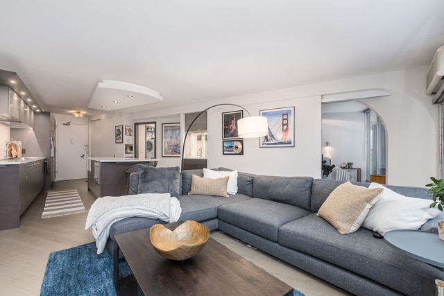 Photo - 300 N State St Unit 2512