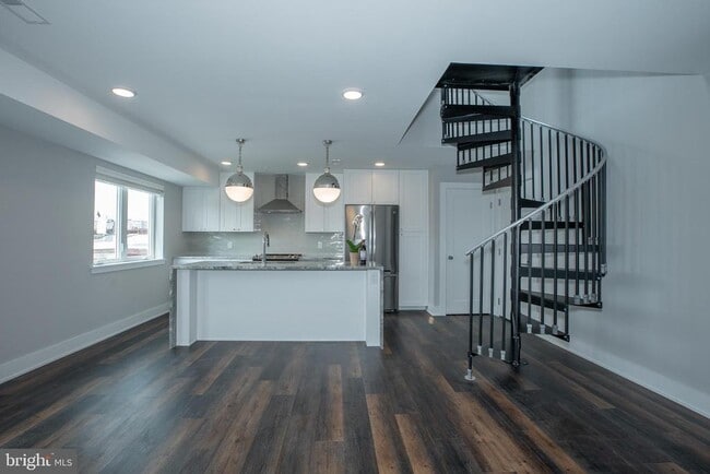 Photo - 817 N 20th St Unit 13