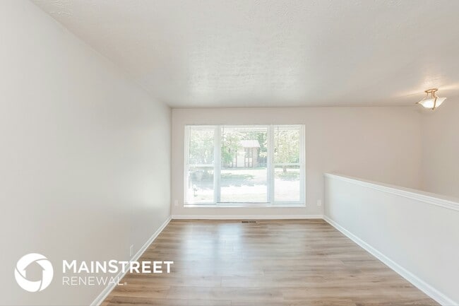 Photo - 6605 Trousdale Rd NW