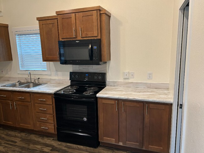 Photo - 5215 Crestway Rd