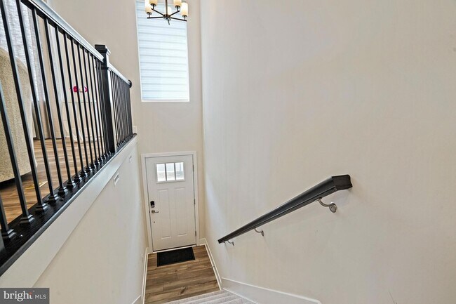 Photo - 3057 Perthshire Pl