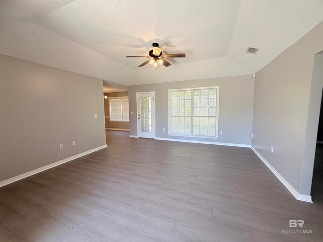 Photo - 521 Hamilton Blvd