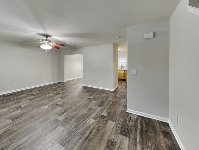 1003 Valley Ridge Rd