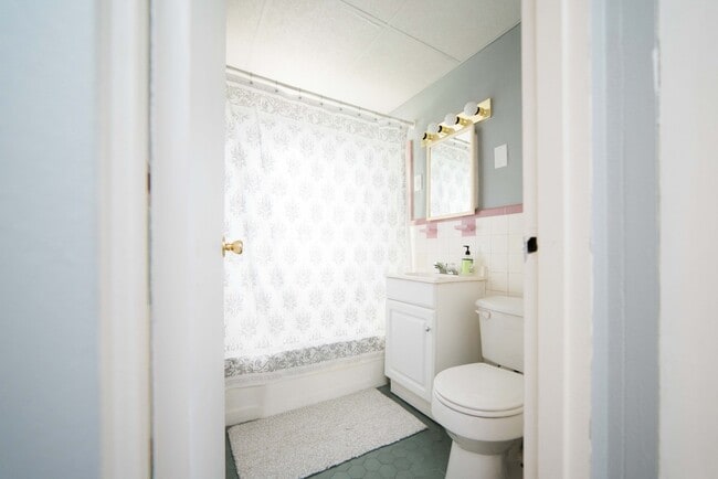 Photo - Lincoln Terrace