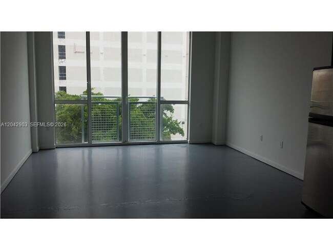 Photo - 244 Biscayne Blvd Unidad 240