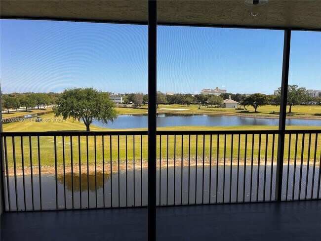 Photo - 3100 W Rolling Hills Cir Unit 403