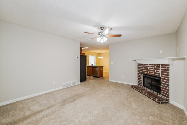 Photo - 1256 Whitten Rd