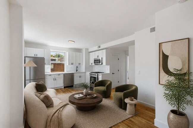 Building Photo - 163 3rd St Unit 12
