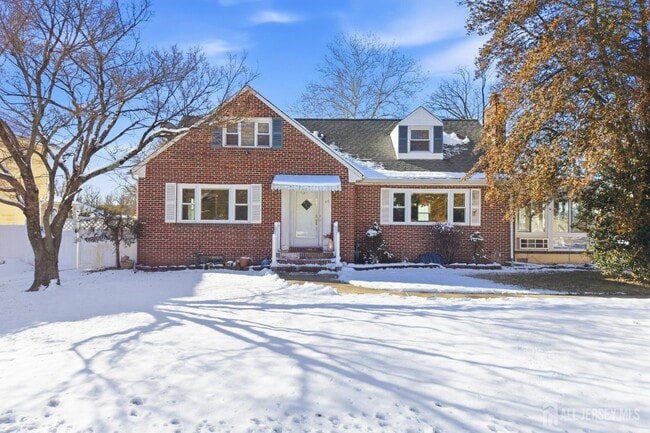 Building Photo - 219 Plainfield Rd