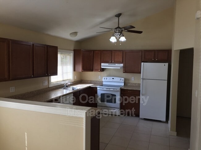 Photo - 1305 Chestnut St