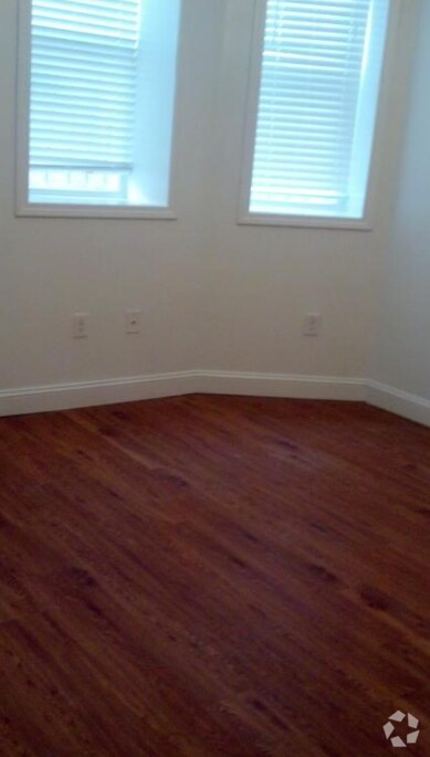Building Photo - 63 Park Dr Rental
