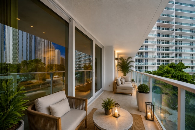 Photo - 100 Bayview Dr Unit 214