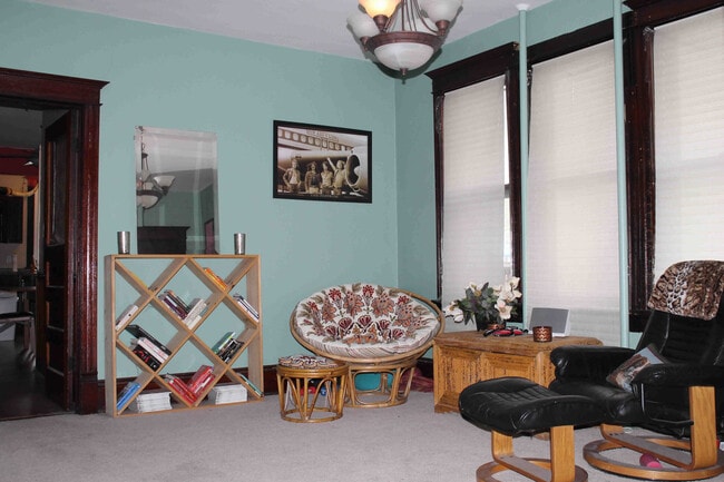 Photo - 1916 N Bartlett Ave Unit 1916