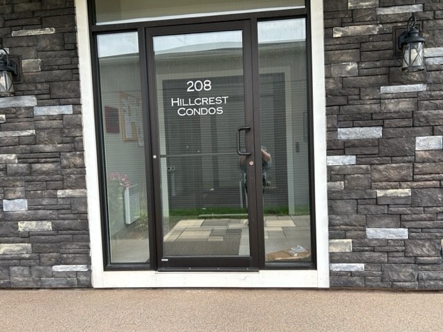 Photo - 208-208 Shakespeare Dr