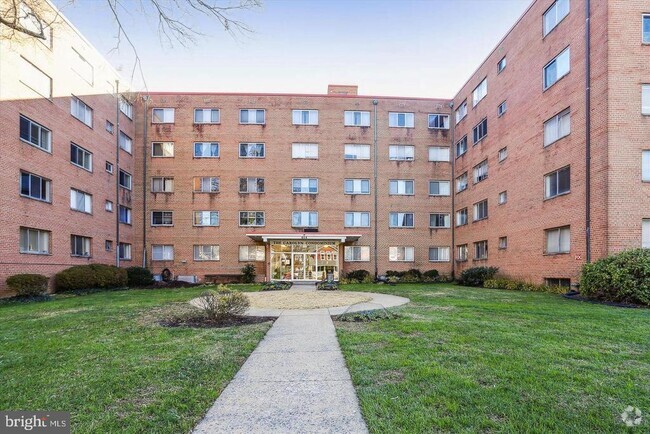Building Photo - 614 Sligo Ave Unit 405 Rental